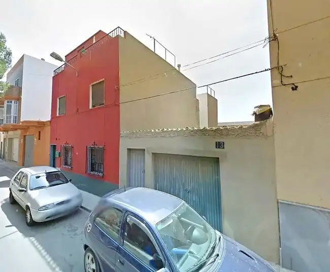 Vista exterior de Pis en venda en Almería