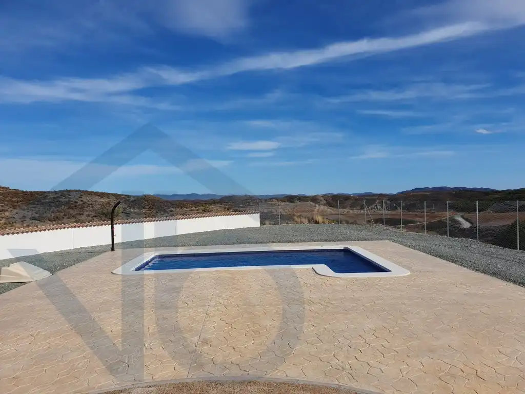 Piscina de Finca rústica en venta en Puerto Lumbreras