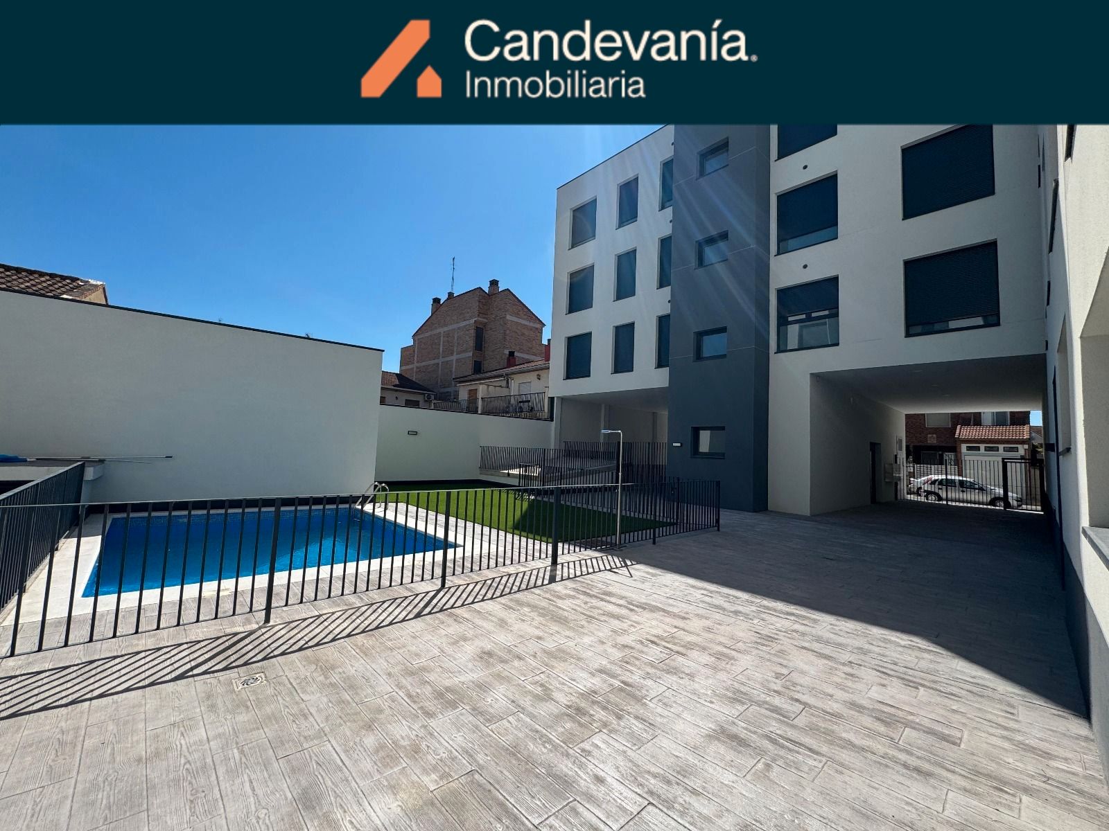 Swimming pool of Flat for sale in Villanueva de Gállego  with Heating, Storage room and Balcony