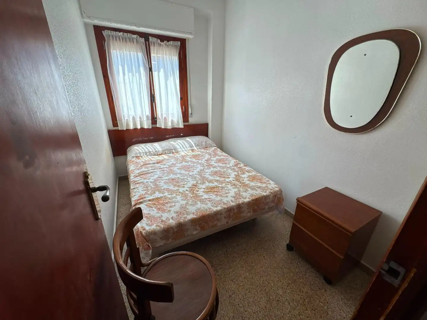 Habitación de Piso en venta en Tavernes de la Valldigna con Terraza y Amueblado