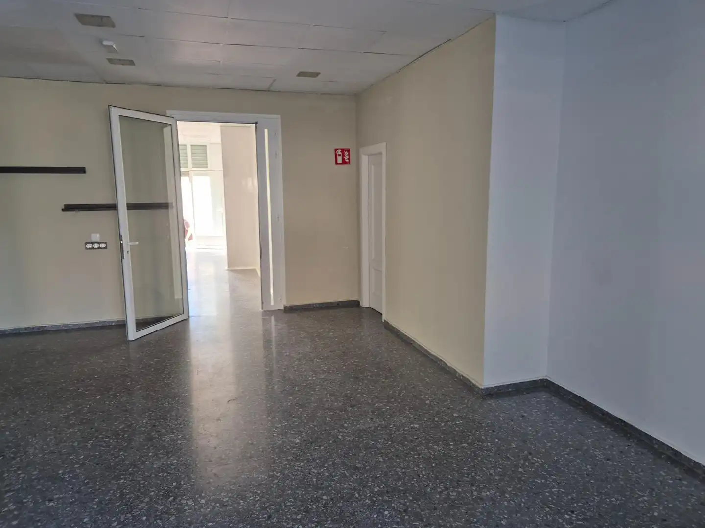 Local comercial en alquiler en Petrer