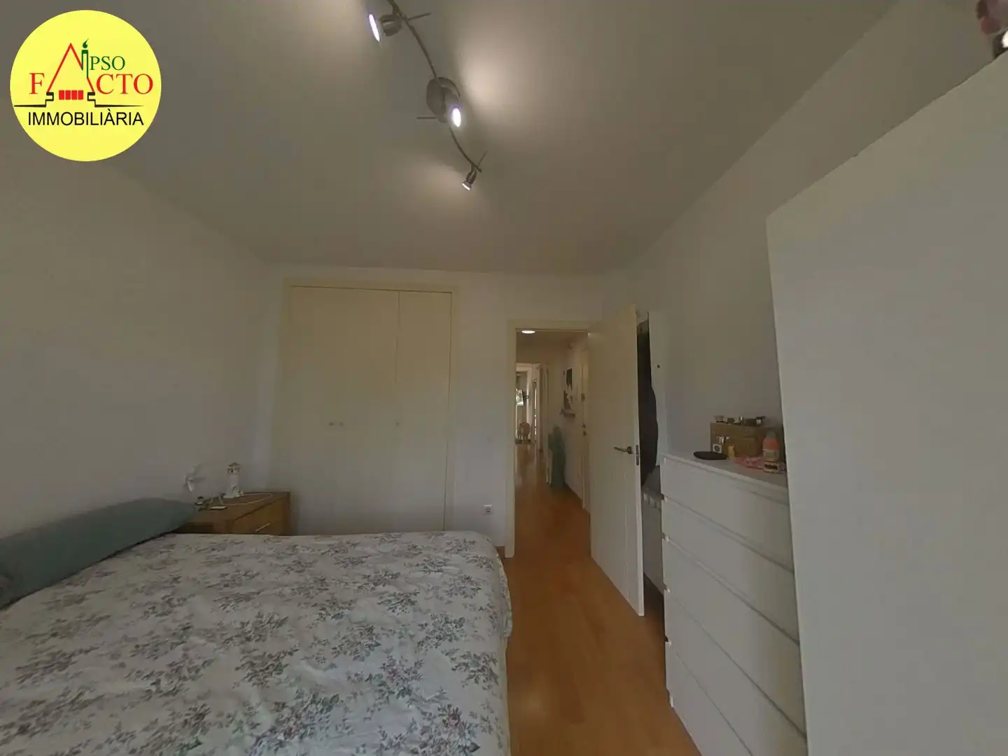 Habitación de Piso en venta en Girona con Aire acondicionado, Calefacción y Terraza
