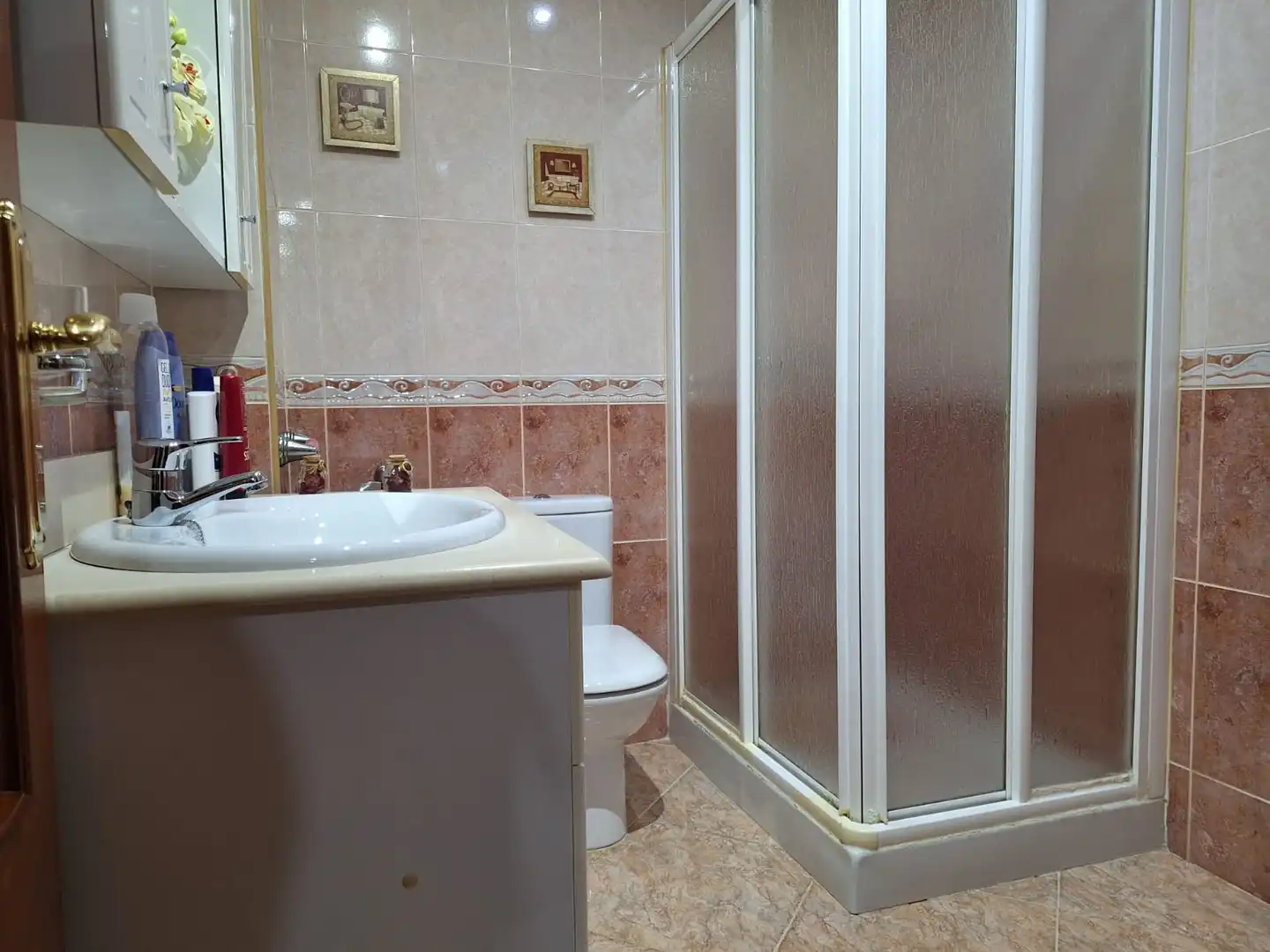 Baño de Piso en venta en Torredonjimeno con Aire acondicionado, Calefacción y Trastero