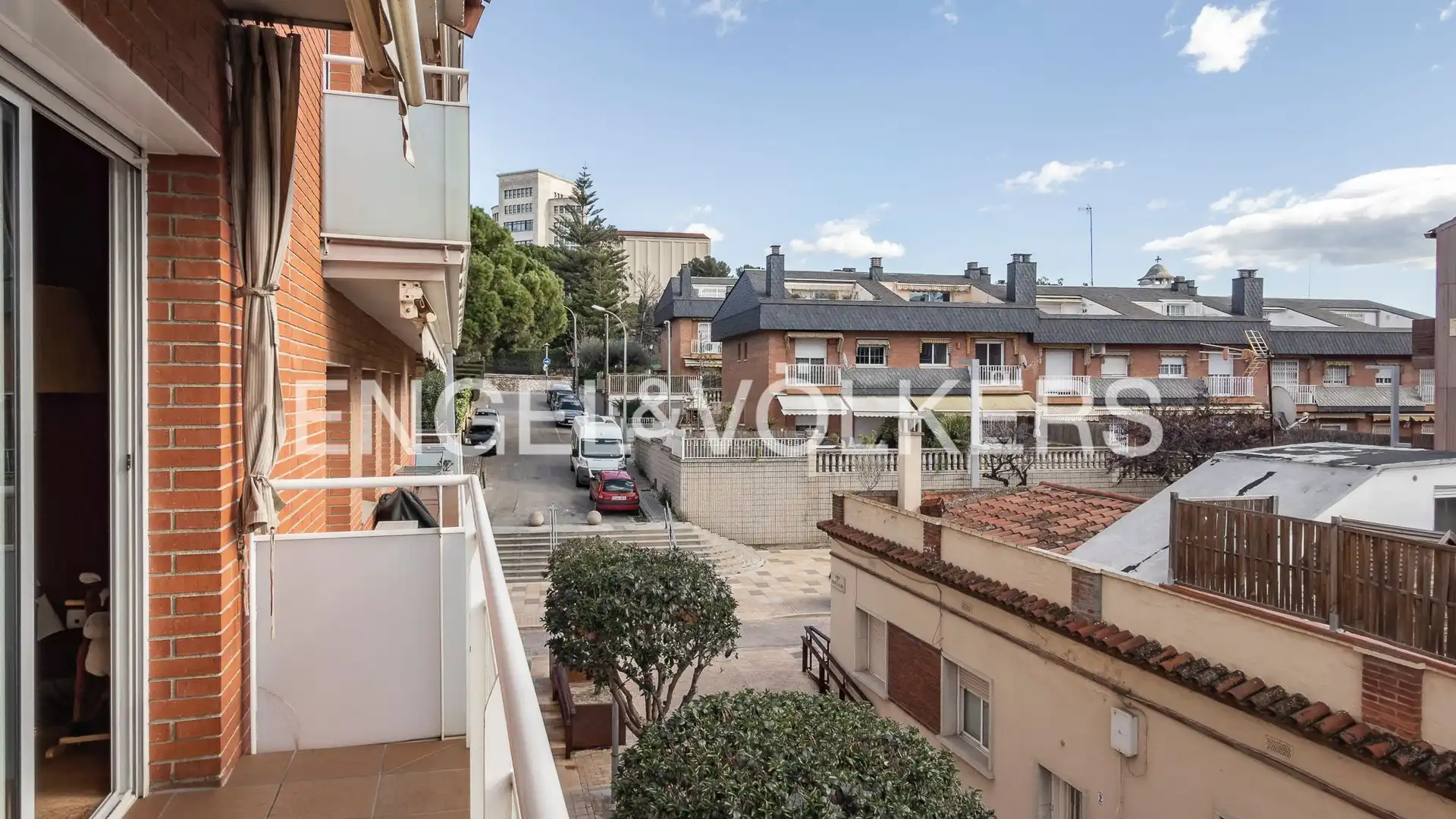 Exterior view of Attic for sale in Sant Joan Despí  with Air Conditioner, Heating and Parquet flooring