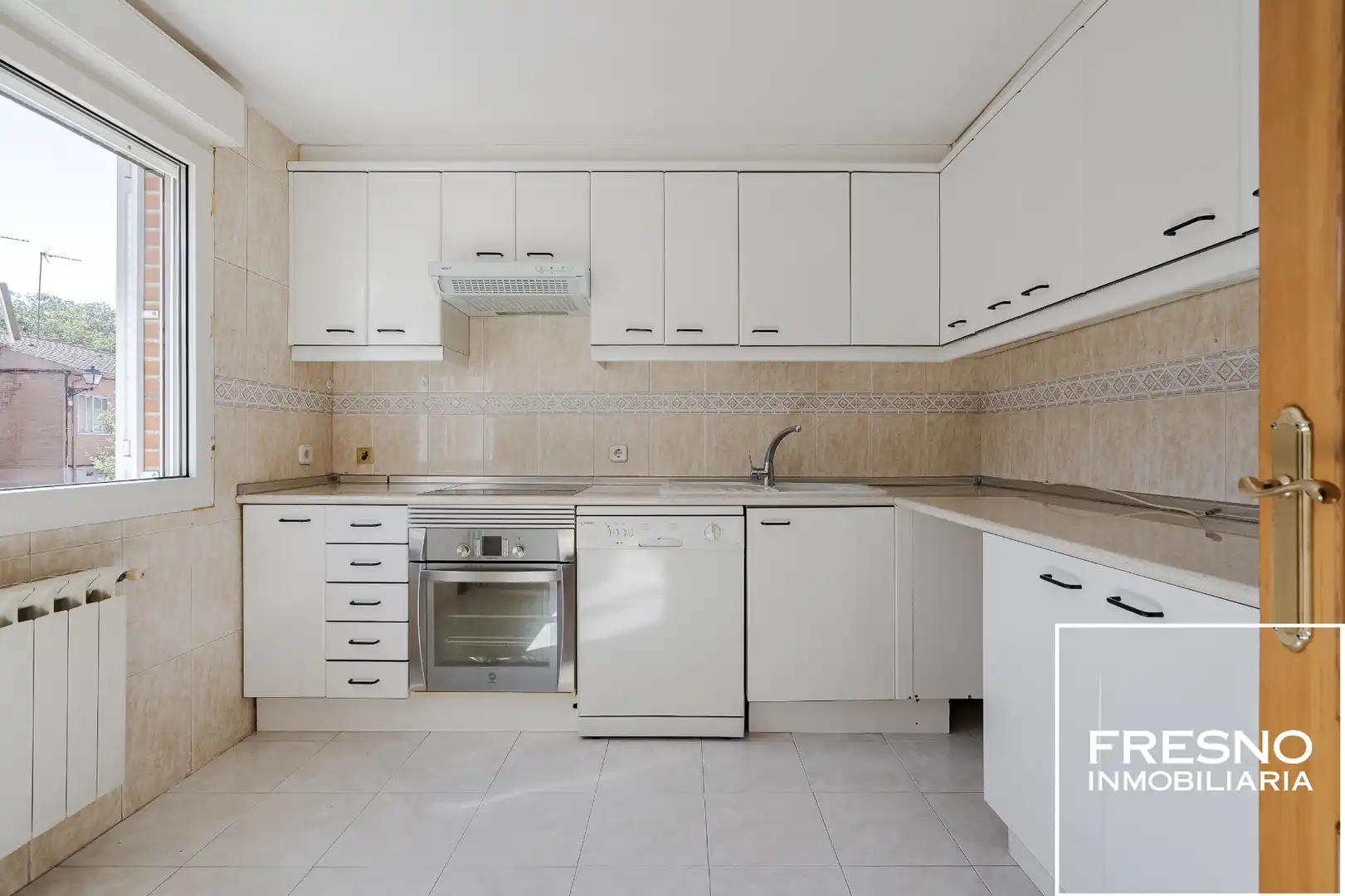 Cocina de Casa o chalet en venta en Cobeña con Aire acondicionado, Calefacción y Jardín privado