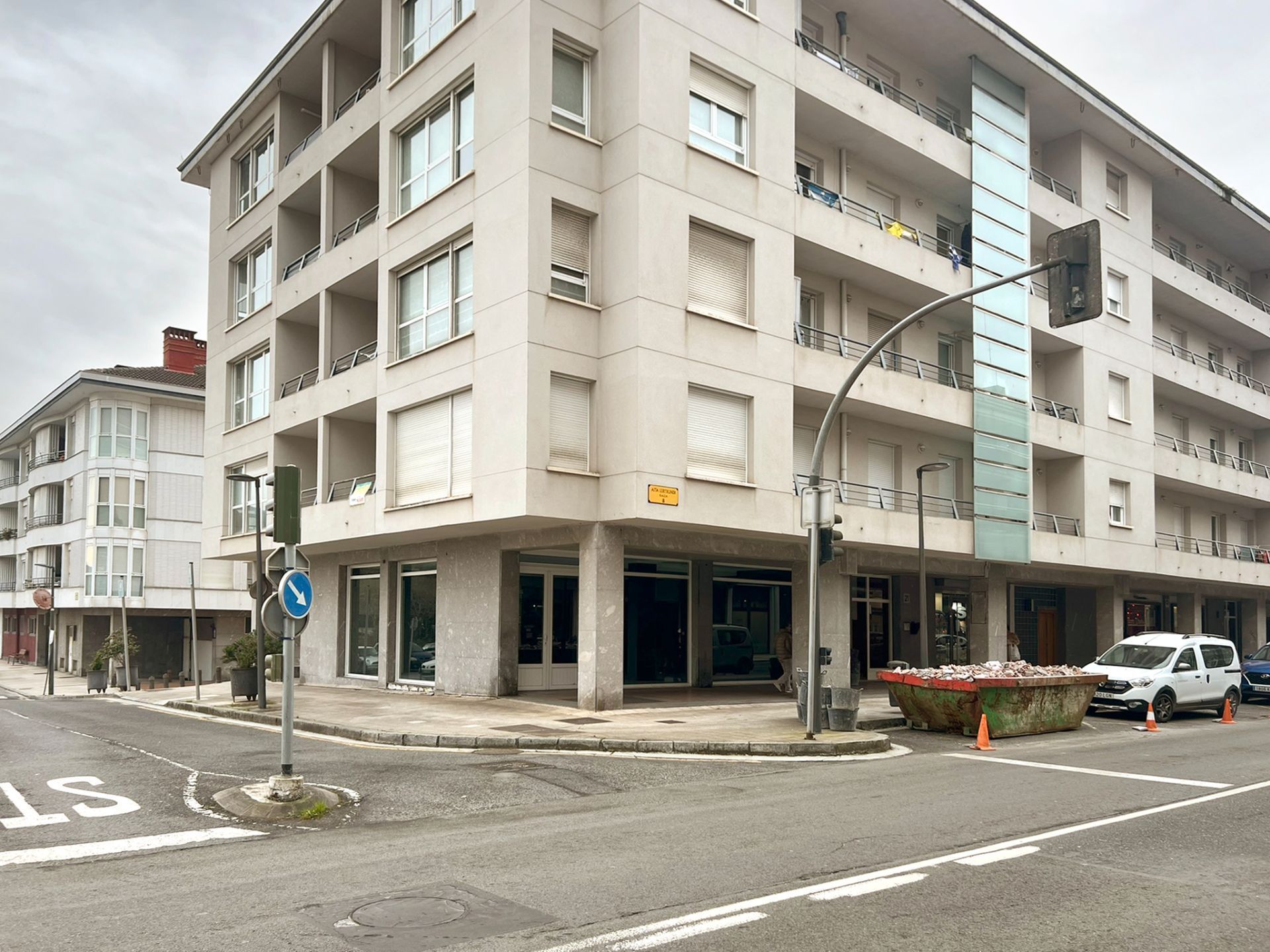 Außenansicht von Geschaftsraum zum verkauf in Orio