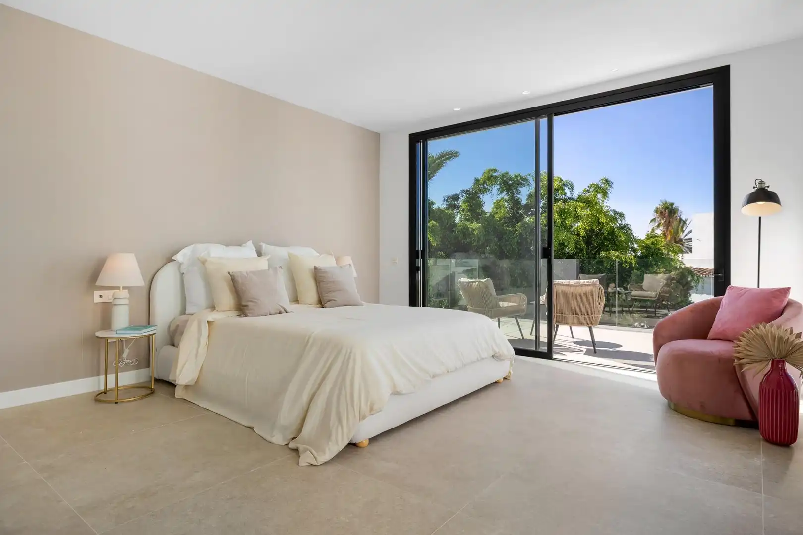 Chalet con piscina en venta en Elviria - Cabopino, imagen 7
