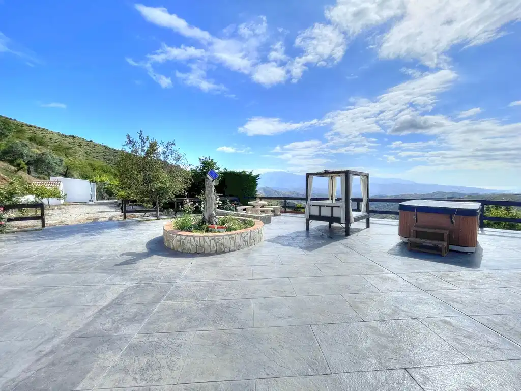 Casa rústica con piscina en venta en El Borge, imagen 31