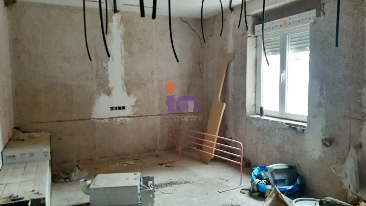 Flat for sale in Valdepeñas, imagen 3