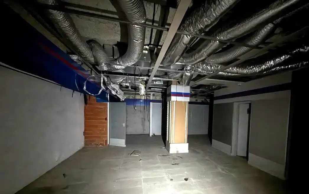 Business premises for sale in Casc Urbà, imagen 13