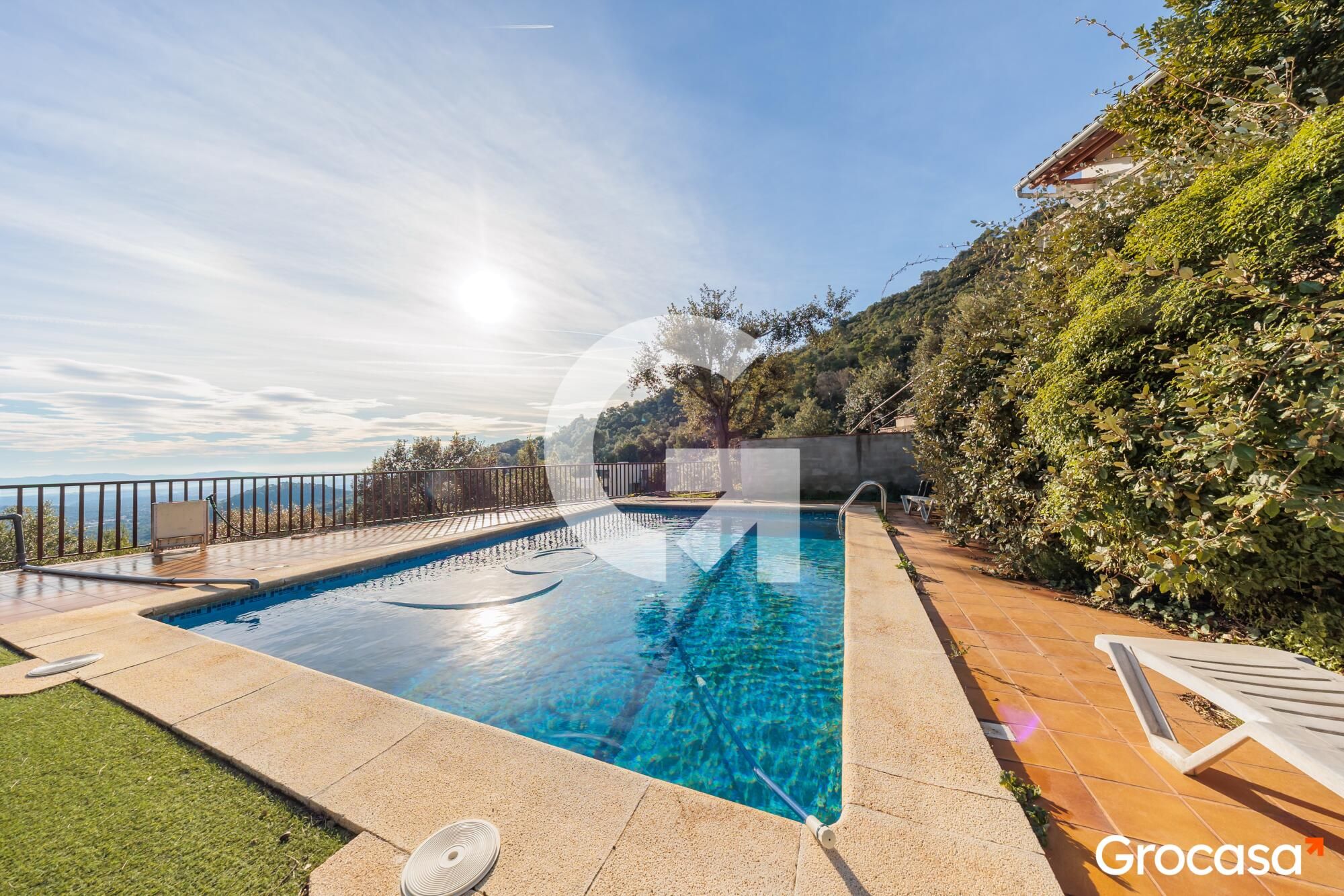 Jardí de Casa o xalet en venda en Matadepera amb Aire condicionat, Calefacció i Jardí privat