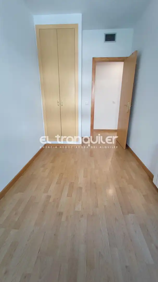 Flat for rent in Calle Tubas, Cuatro vientos