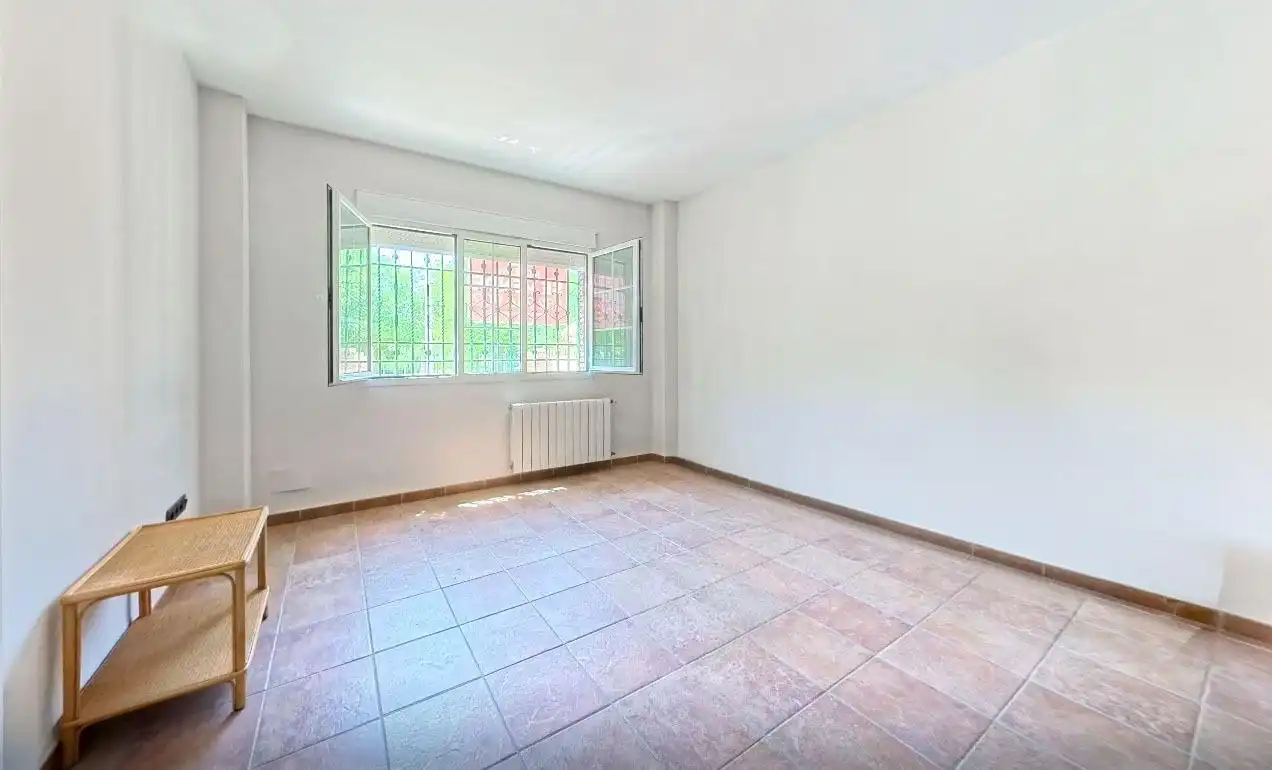 Dormitori de Casa o xalet en venda en Santa Fe amb Aire condicionat, Calefacció i Jardí privat