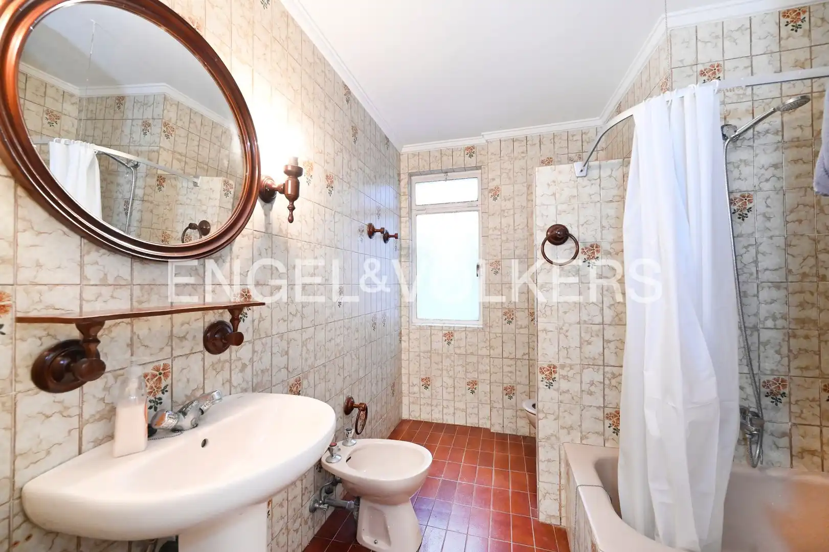 Badezimmer von Wohnung zum Verkauf in Santander mit Heizung und Terrasse