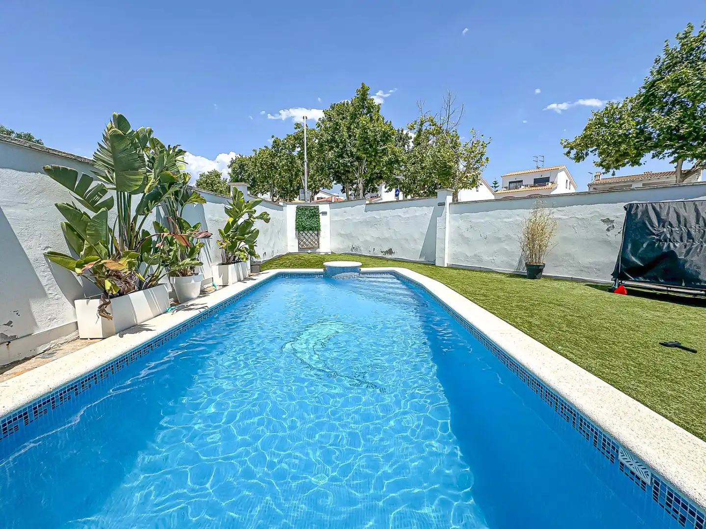 Piscina de Casa o xalet en venda en Sant Pere de Ribes amb Aire condicionat, Calefacció i Jardí privat