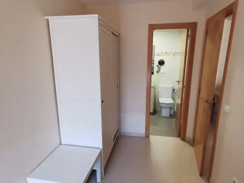 Bedroom of Flat for rent in Valencia  with Air Conditioner, Heating and Storage room
