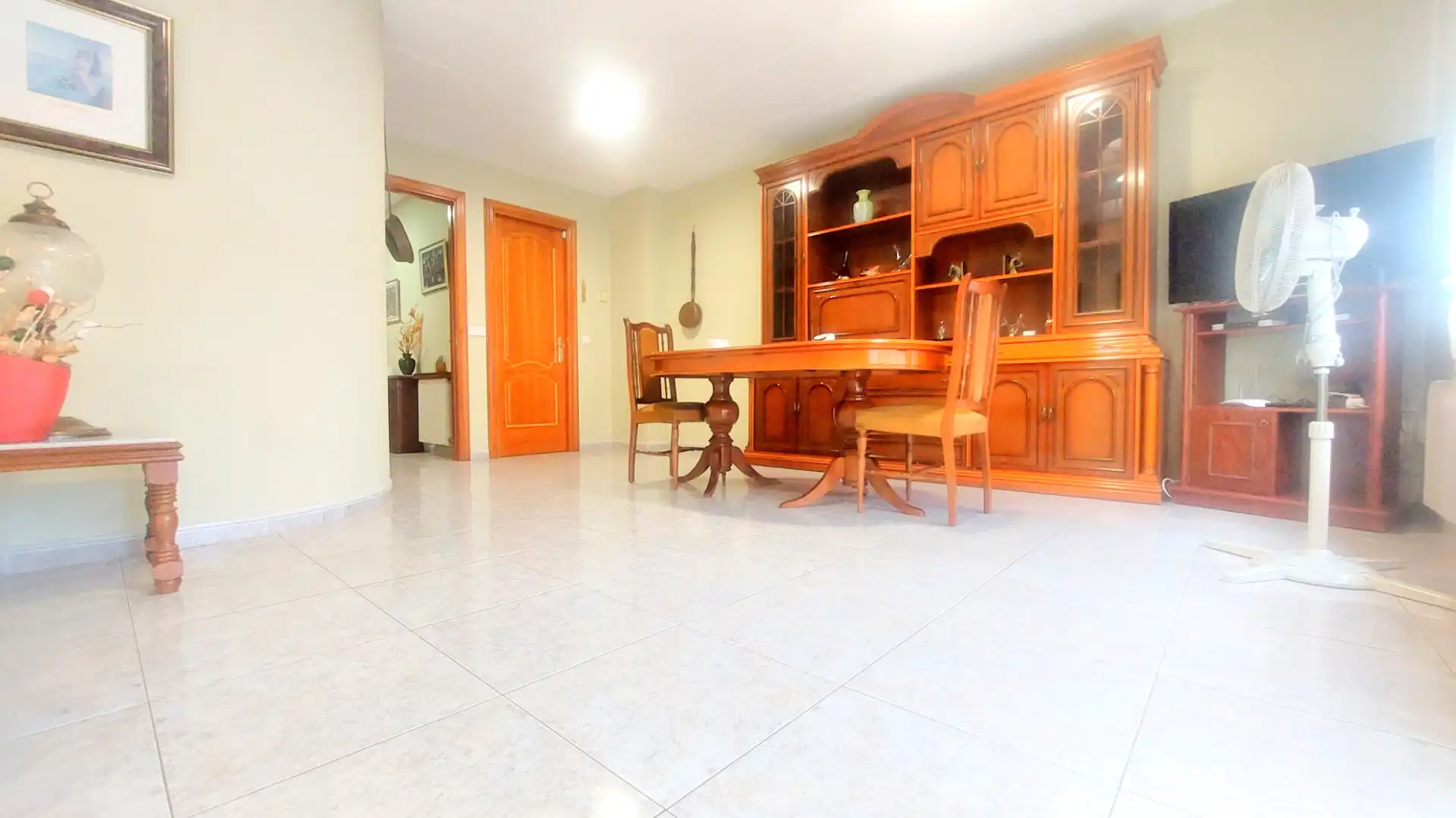 Casa a schiera con terrazza in vendita a Carrer Bisbe Valls, imagen 11