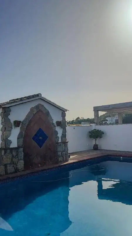 Piscina de Casa o xalet en venda en Algodonales amb Aire condicionat, Calefacció i Jardí privat