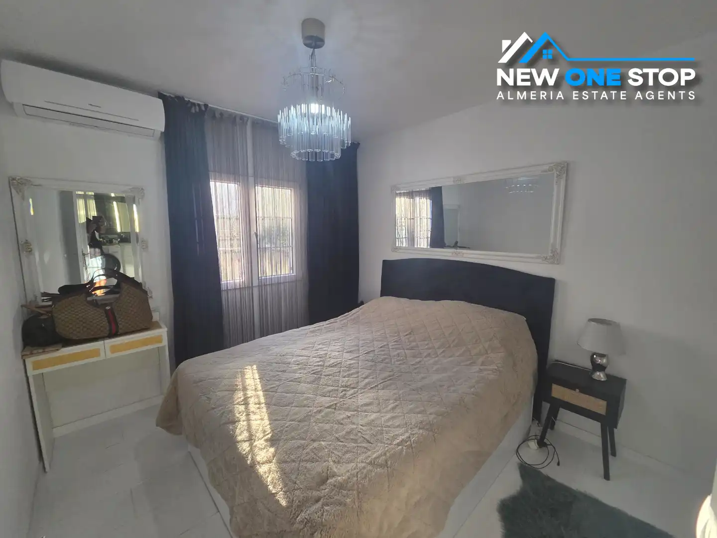 Dormitori de Apartament en venda en Mojácar amb Aire condicionat, Calefacció i Jardí privat