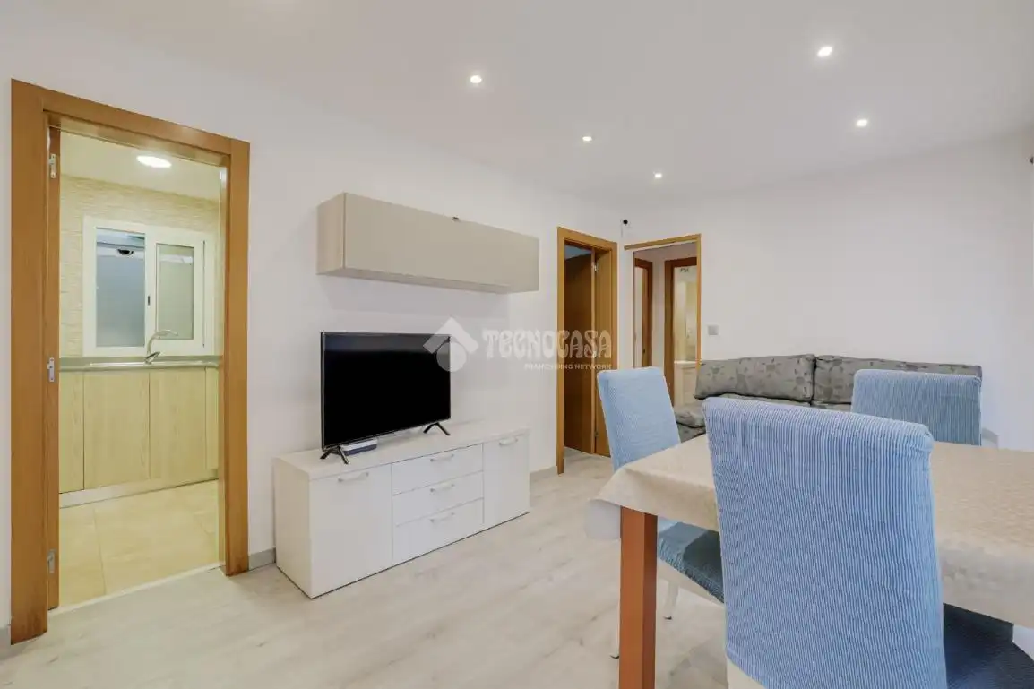 Flat with terrace for sale in Molí Nou - Ciutat Cooperativa
