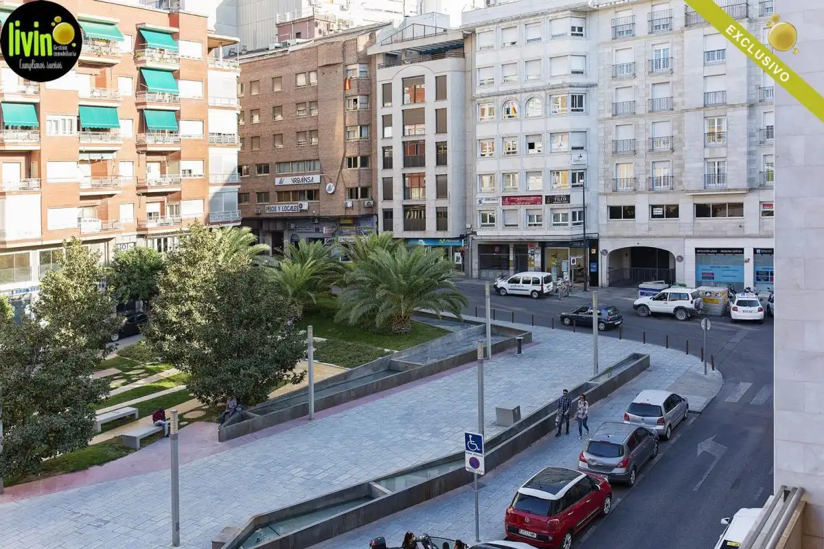 Apartamento en venta en Avda de Madrid - Pº de la Estación