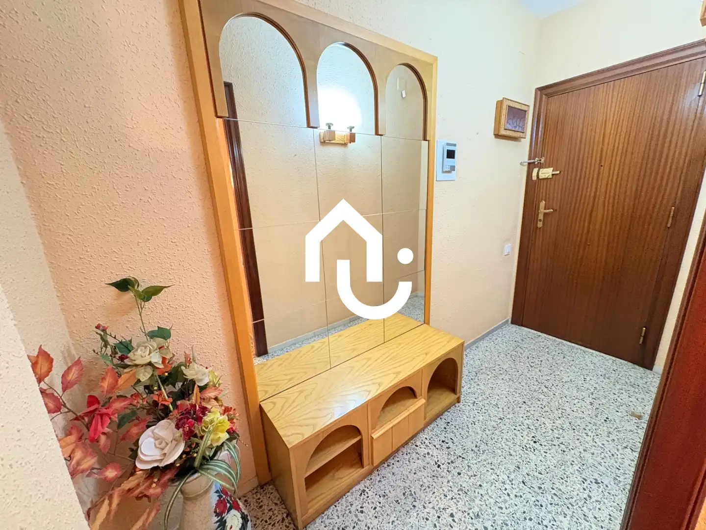 Piso en venta en Santa Coloma de Gramenet con Terraza