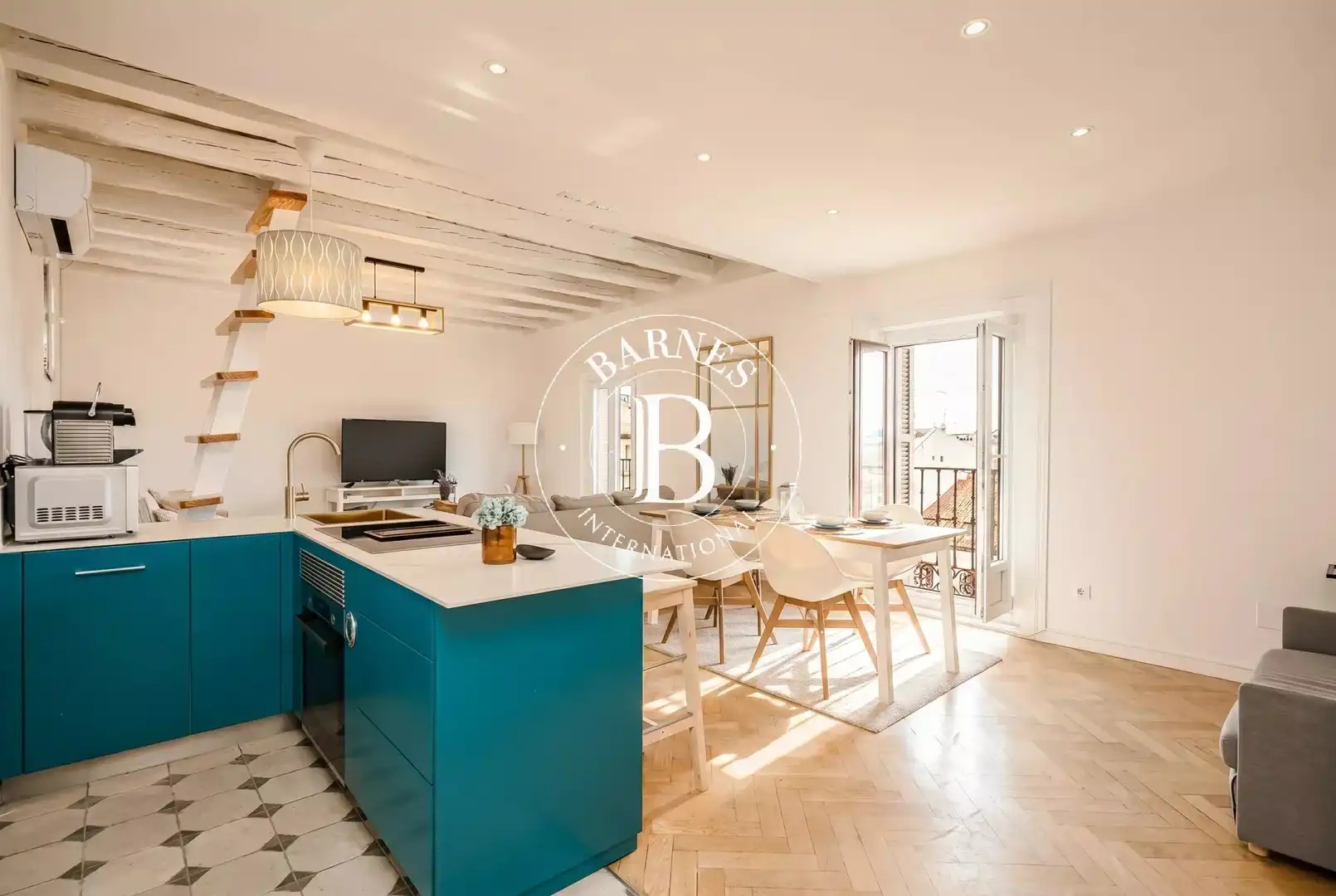 Kitchen of Flat for rent in Madrid  with Air Conditioner, Heating and Furnished