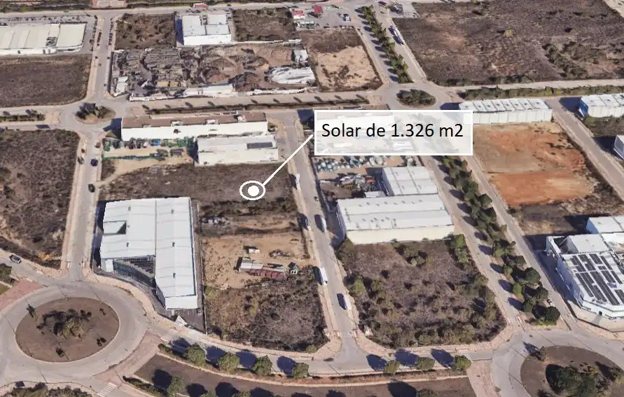 Terreny industrial en venda a El Juncal - Vallealto