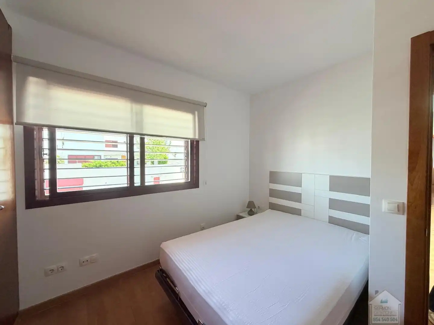 Habitación de Casa o chalet de alquiler en Montequinto con Aire acondicionado, Parquet y Terraza