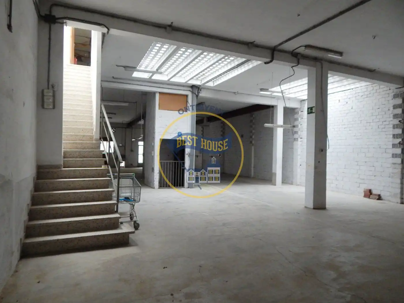 Local comercial de lloguer a L'Olleria, imagen 2