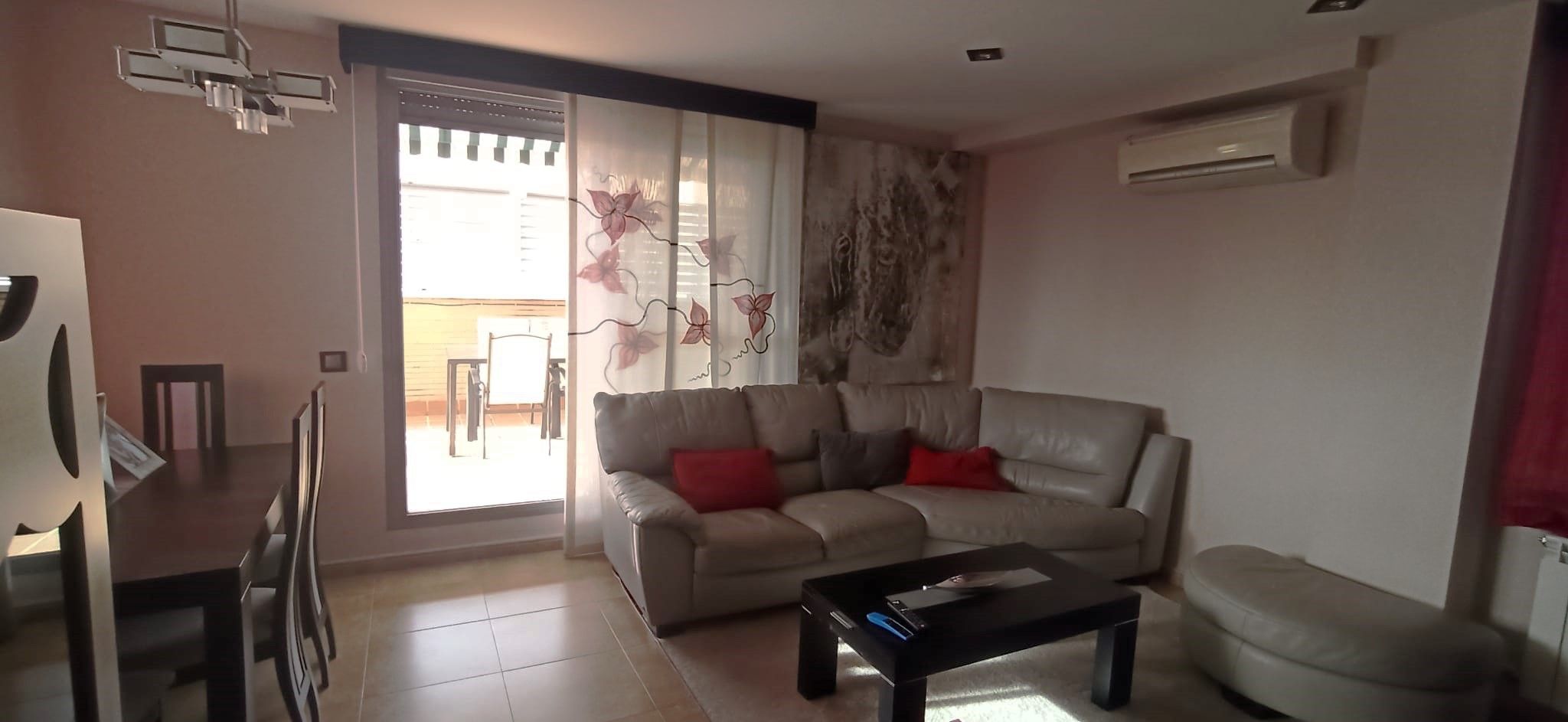 Sala d'estar de Àtic en venda en Torrejón de Ardoz amb Aire condicionat, Calefacció i Terrassa