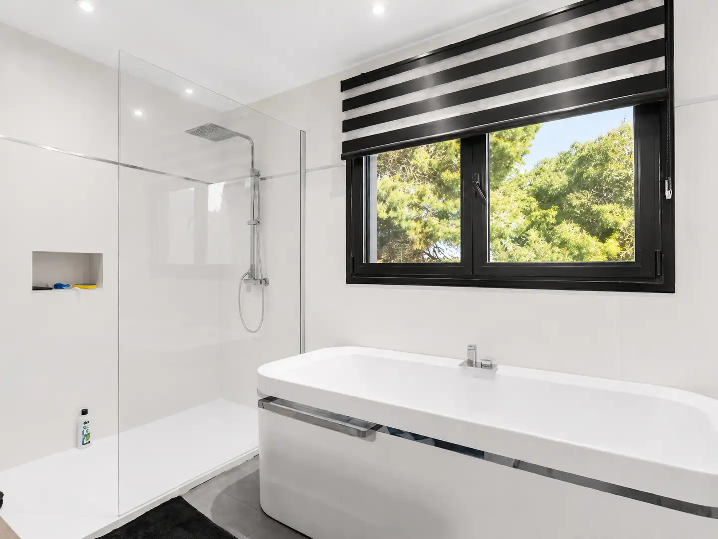 Bathroom of Houses for sale in Jávea / Xàbia  with Air Conditioner, Heating and Private garden