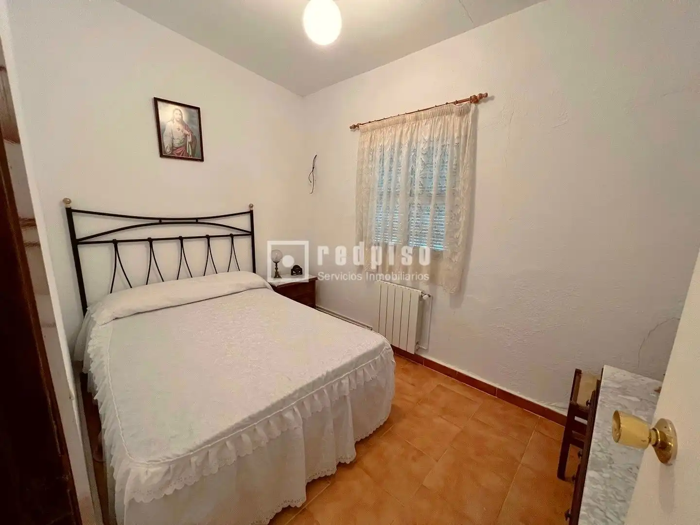 Schlafzimmer von Haus oder Chalet zum Verkauf in Casabermeja mit Privatgarten, Terrasse und Abstellraum