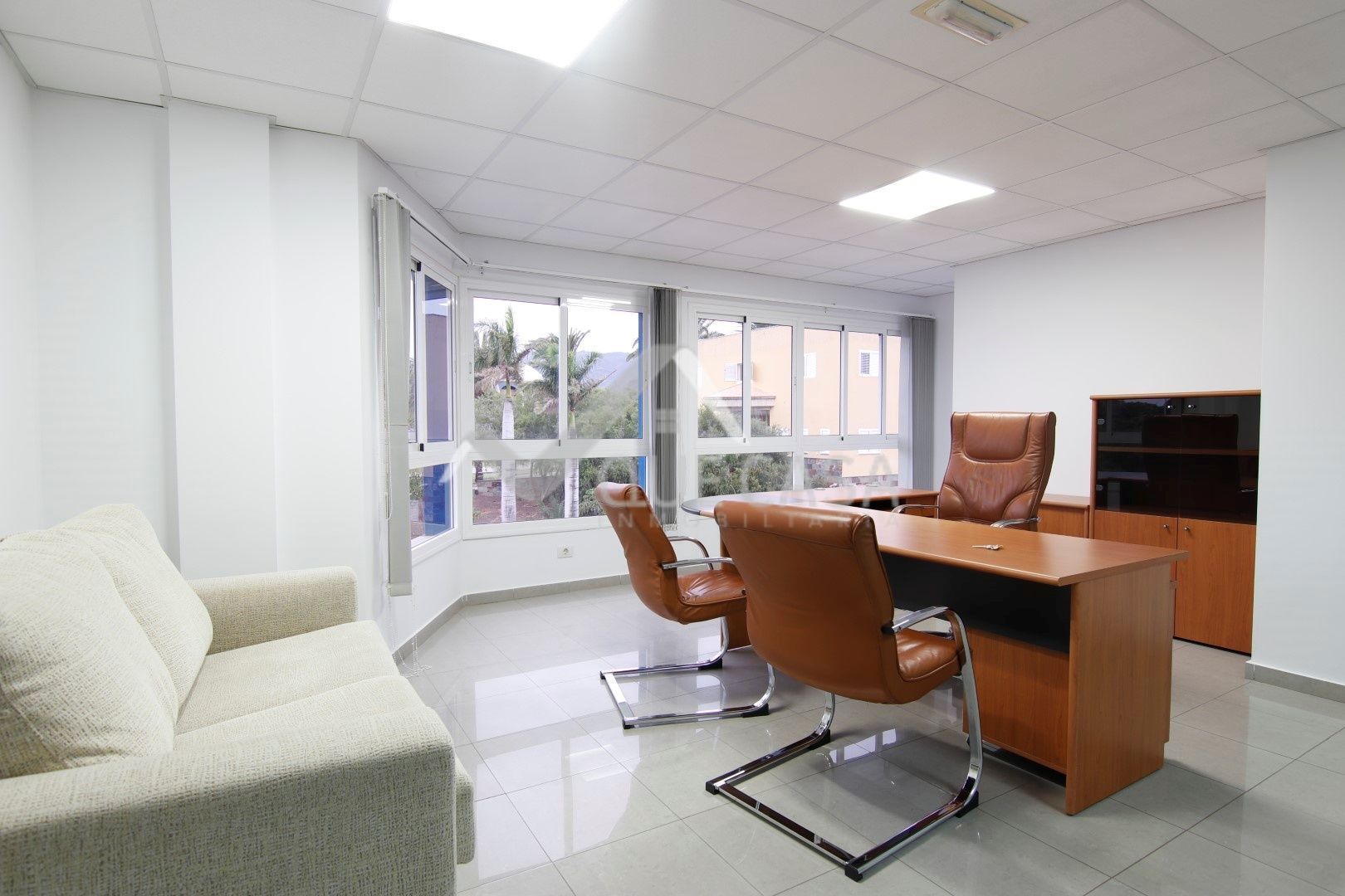 Office to rent in Santa Lucía de Tirajana
