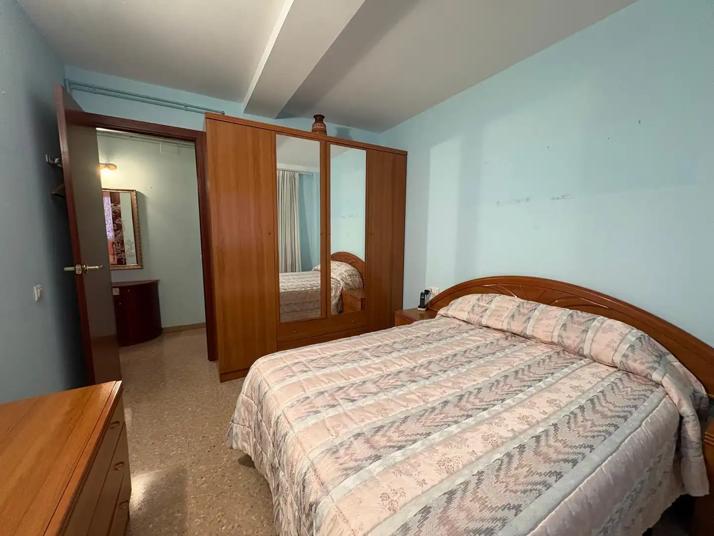 Habitación de Piso en venta en Barcelona con Calefacción, Jardín privado y Amueblado