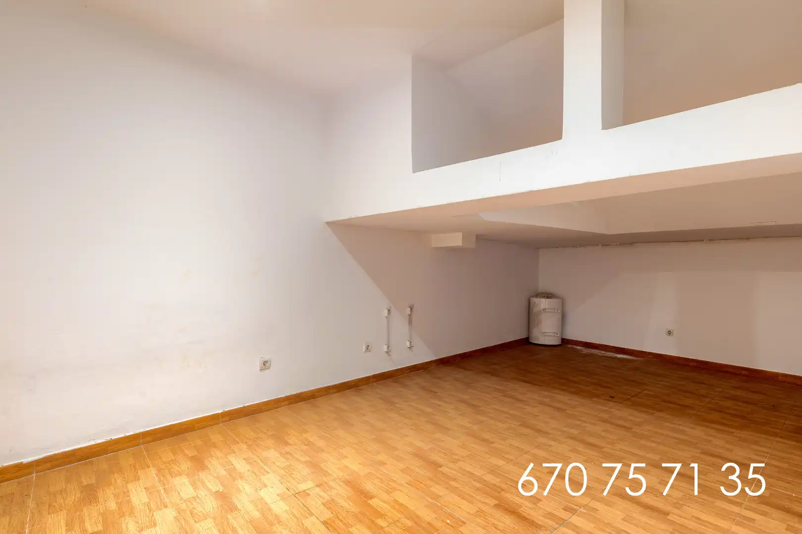 Local en venda en Madrid amb Calefacció, Parquet i Terrassa