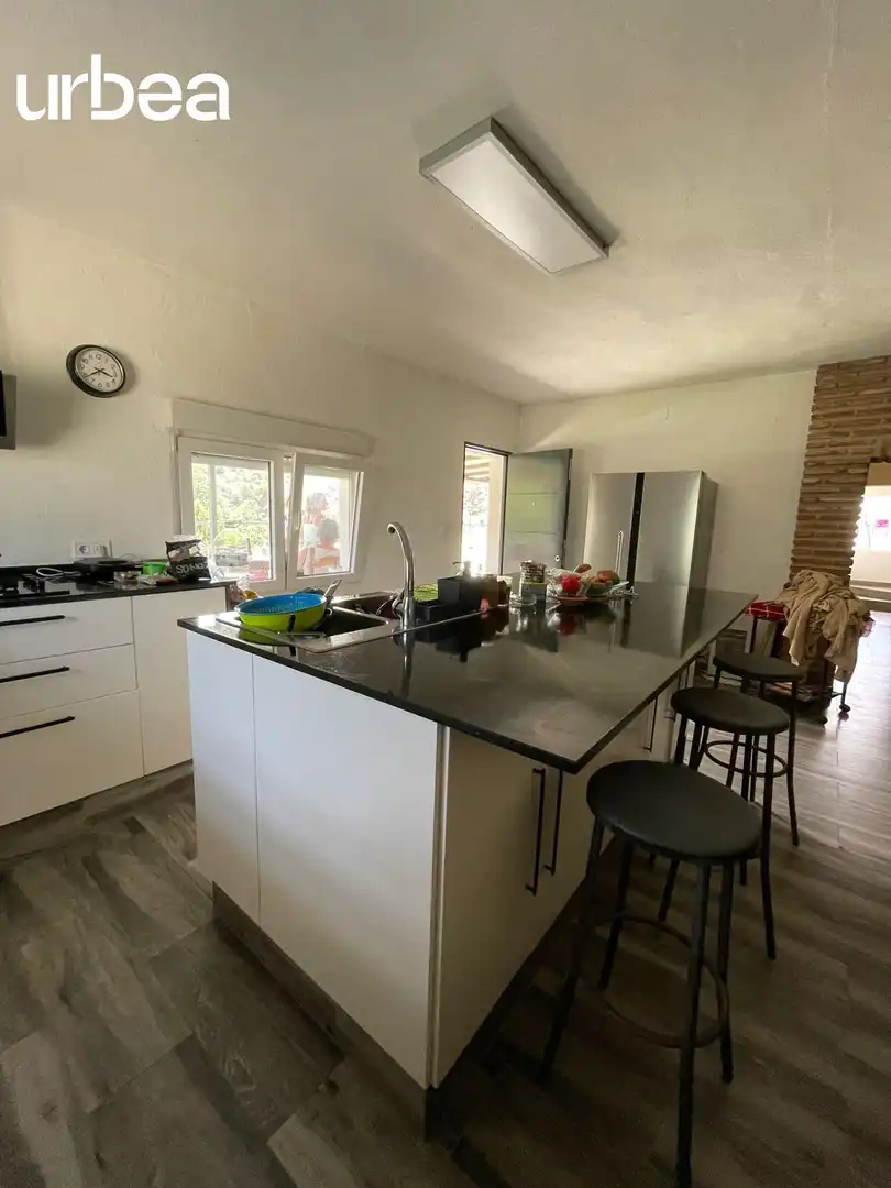 Cocina de Finca rústica de alquiler en Málaga con Calefacción, Jardín privado y Terraza