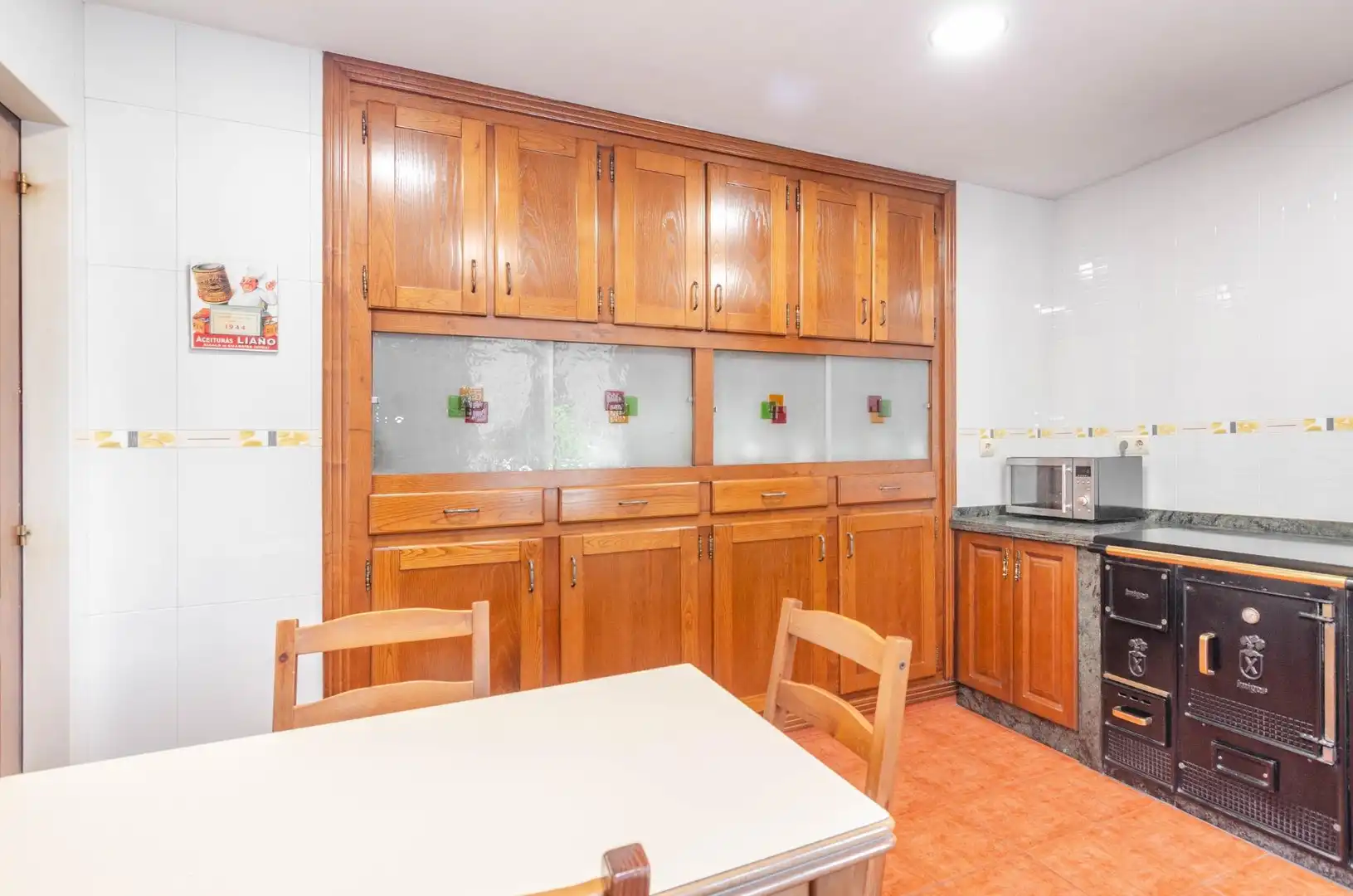 Cuina de Casa o xalet en venda en Siero amb Calefacció, Jardí privat i Moblat