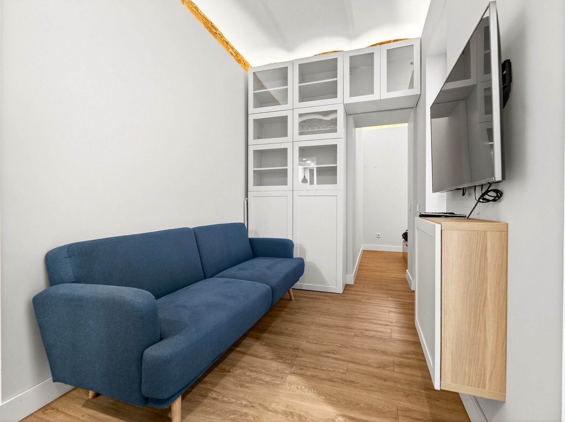 Living room of Study for sale in  Madrid Capital  with Air Conditioner, Heating and Furnished