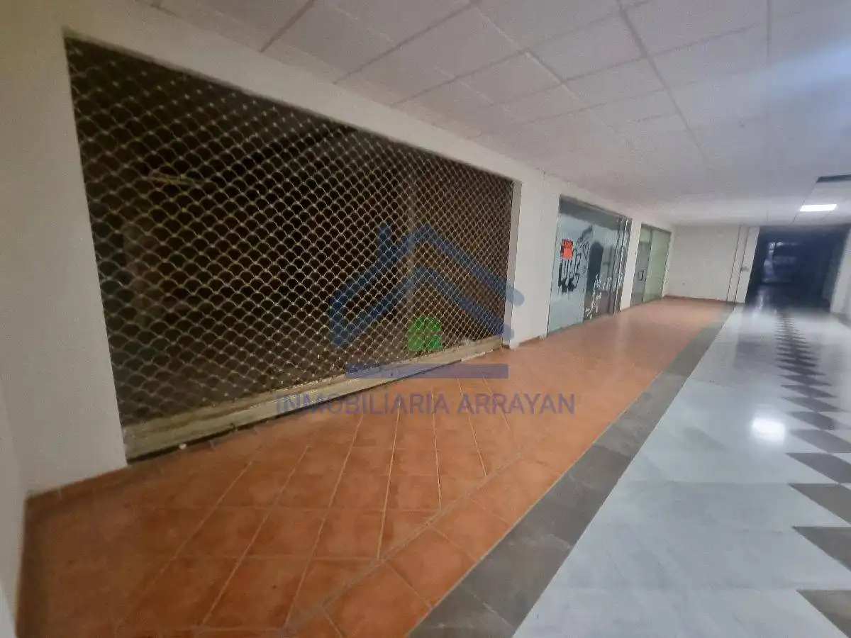 Local commercial à vendre à La Zubia Ciudad, imagen 9