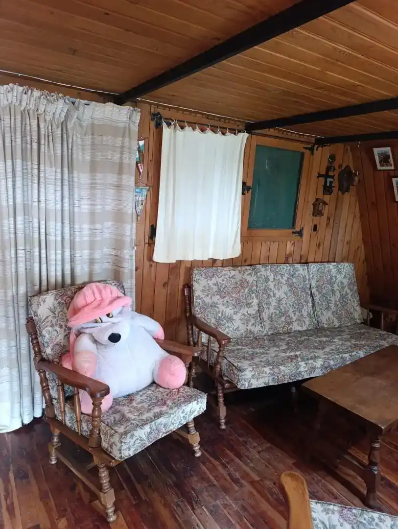 Sala de estar de Casa o chalet en venta en Juarros de Voltoya con Jardín privado, Parquet y Trastero