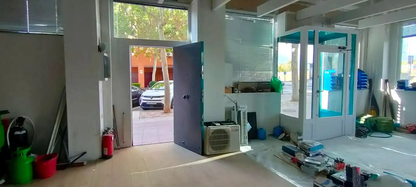 Local comercial en venta en Brasil 30, imagen 8