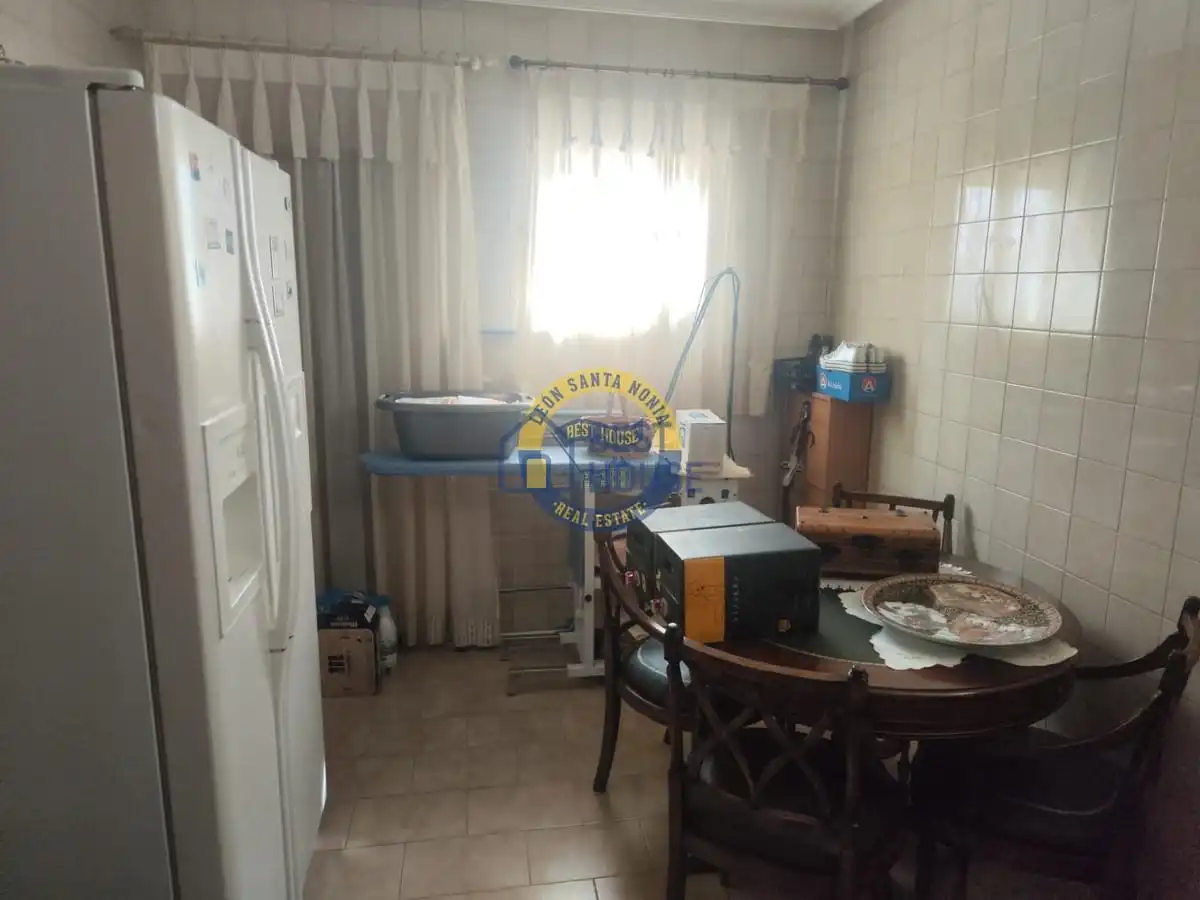 Houses for sale in Villanueva de las Manzanas, León