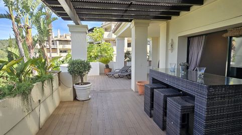 Foto 3 de Piso en venta en Urbanización Capanes Norte, Los Arqueros - Puerto del Almendro, Benahavís