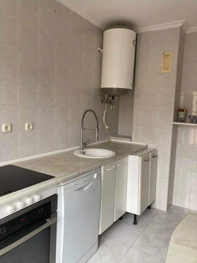 Kitchen of Flat for sale in Matapozuelos  with Heating, Parquet flooring and Terrace