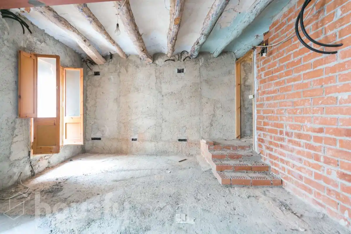 Houses for sale in Sant Martí de Tous  with Terrace and Balcony