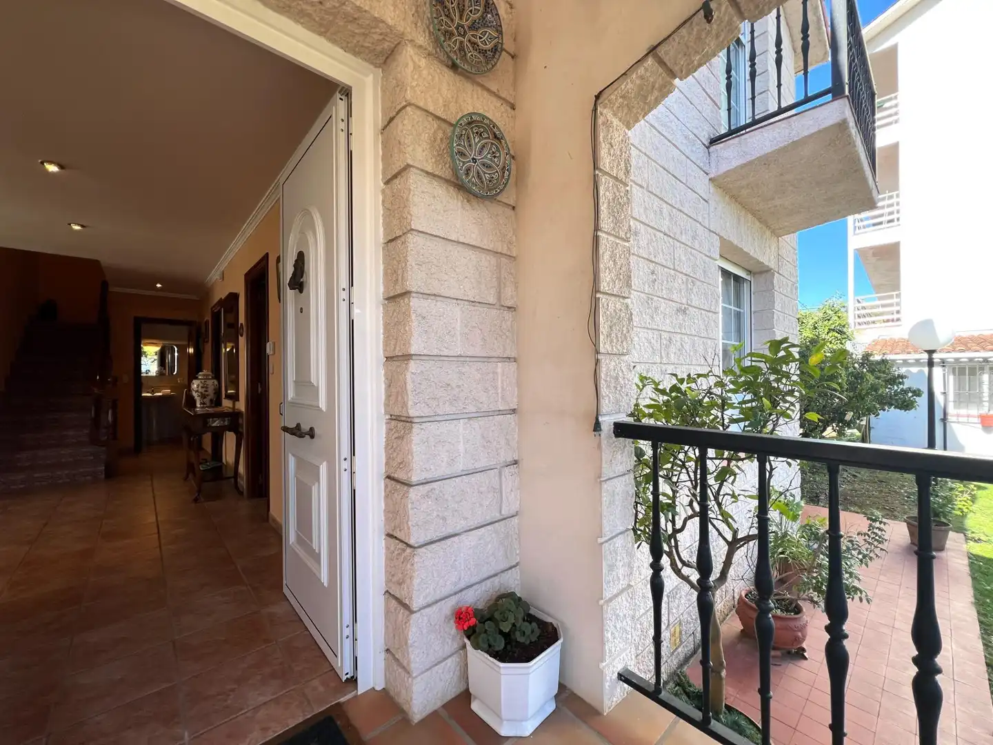 Houses for sale in Bergondo, A Coruña