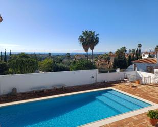 Swimming pool of House or chalet for sale in Estepona  with Terrace