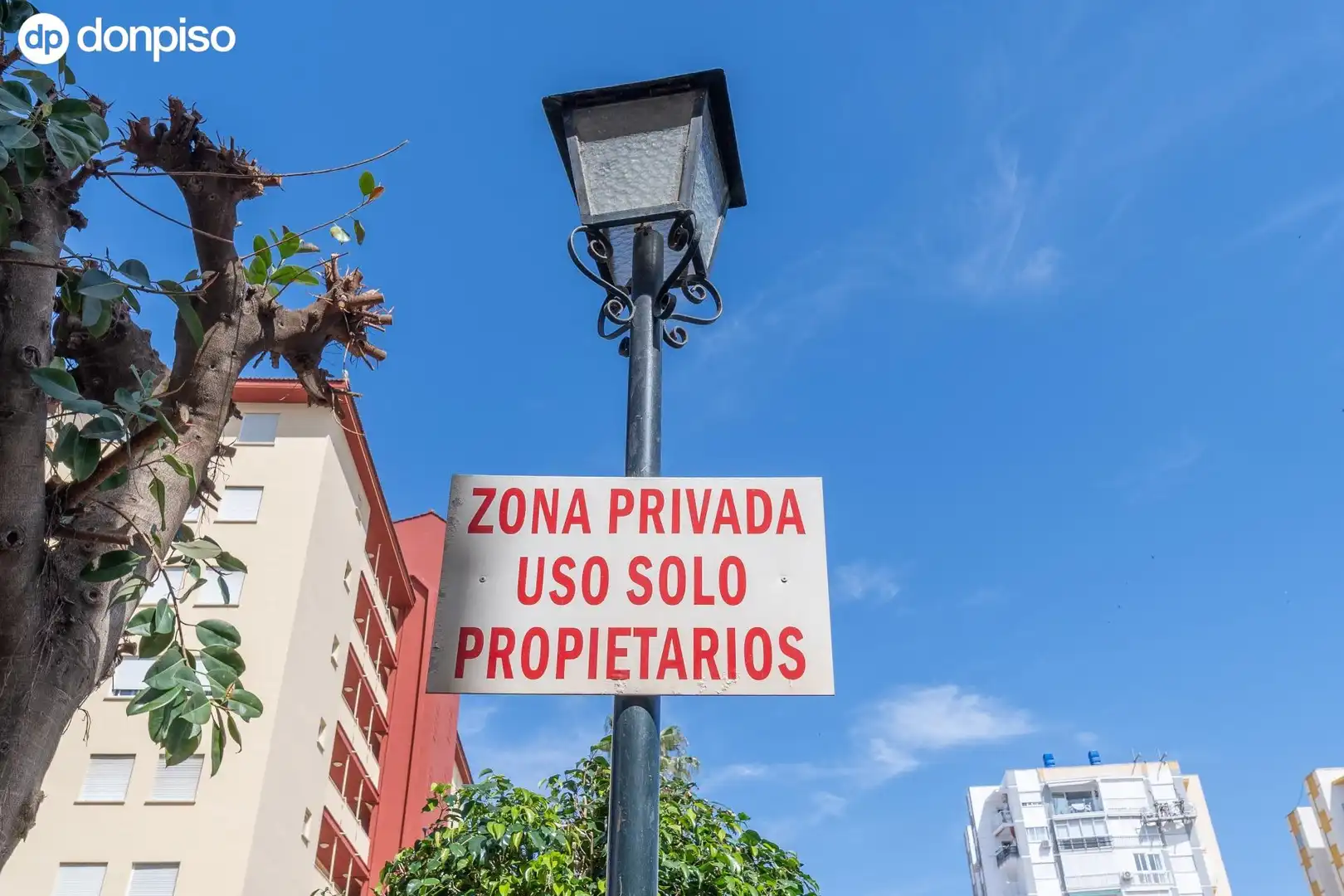 Vista exterior de Pis en venda en Vélez-Málaga