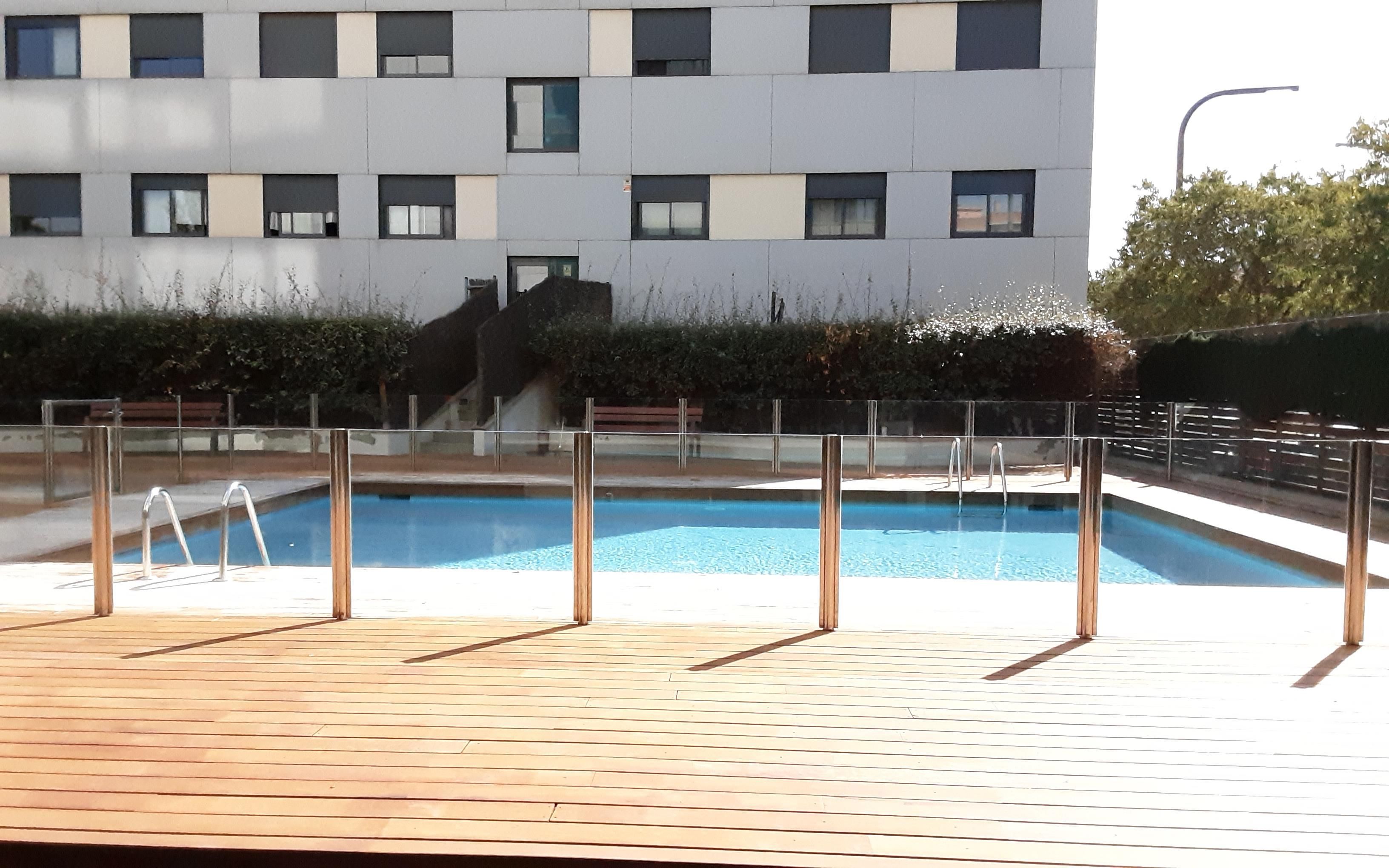 Piscina de Pis de lloguer en Esplugues de Llobregat amb Aire condicionat, Calefacció i Parquet